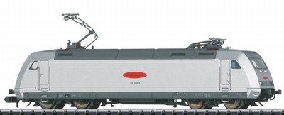 16085